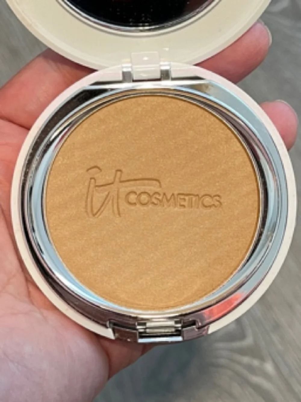 it cosmetics Celebration Foundation Powder - Shade: Rich